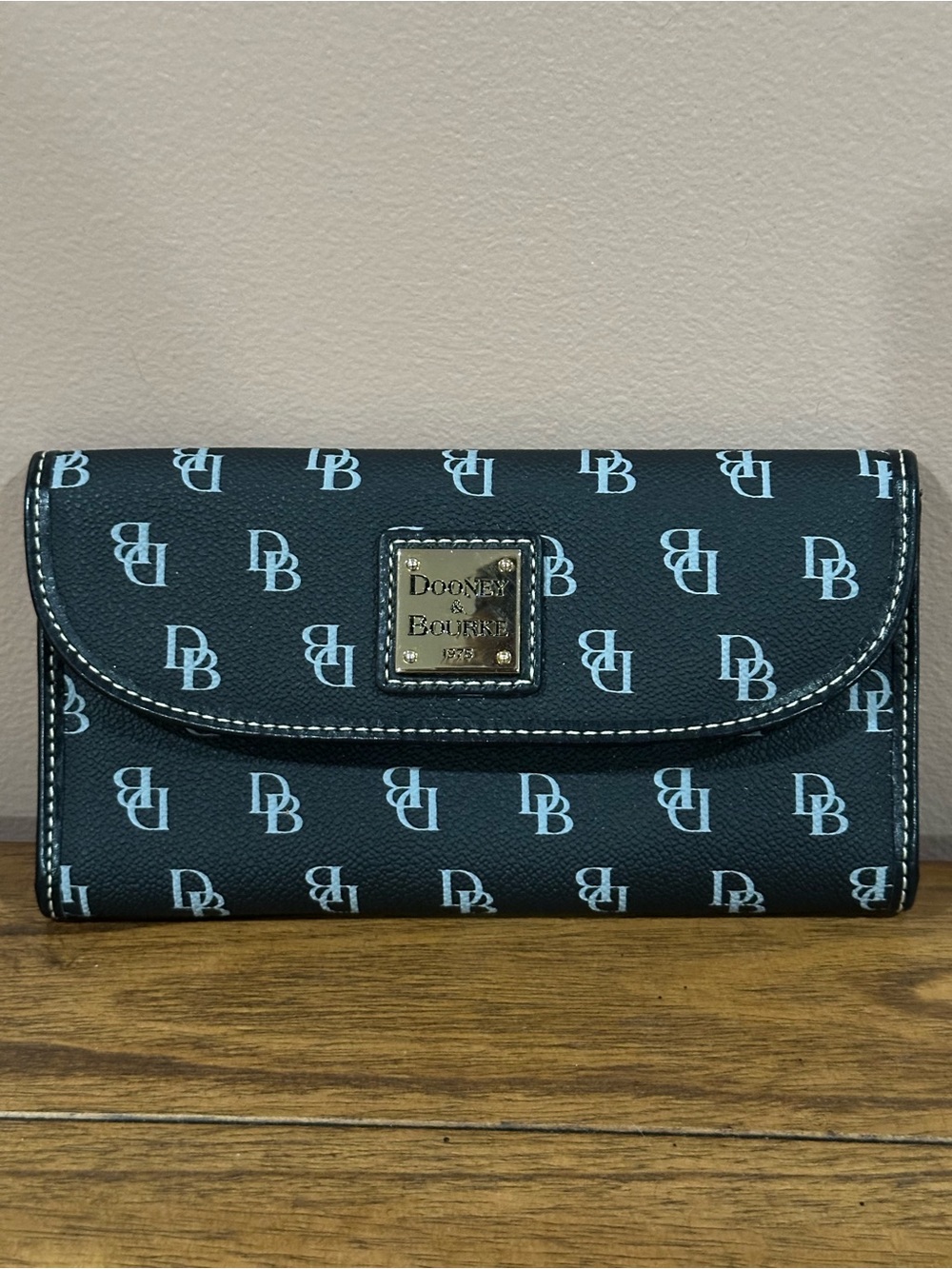 Dooney & Bourke Wallet